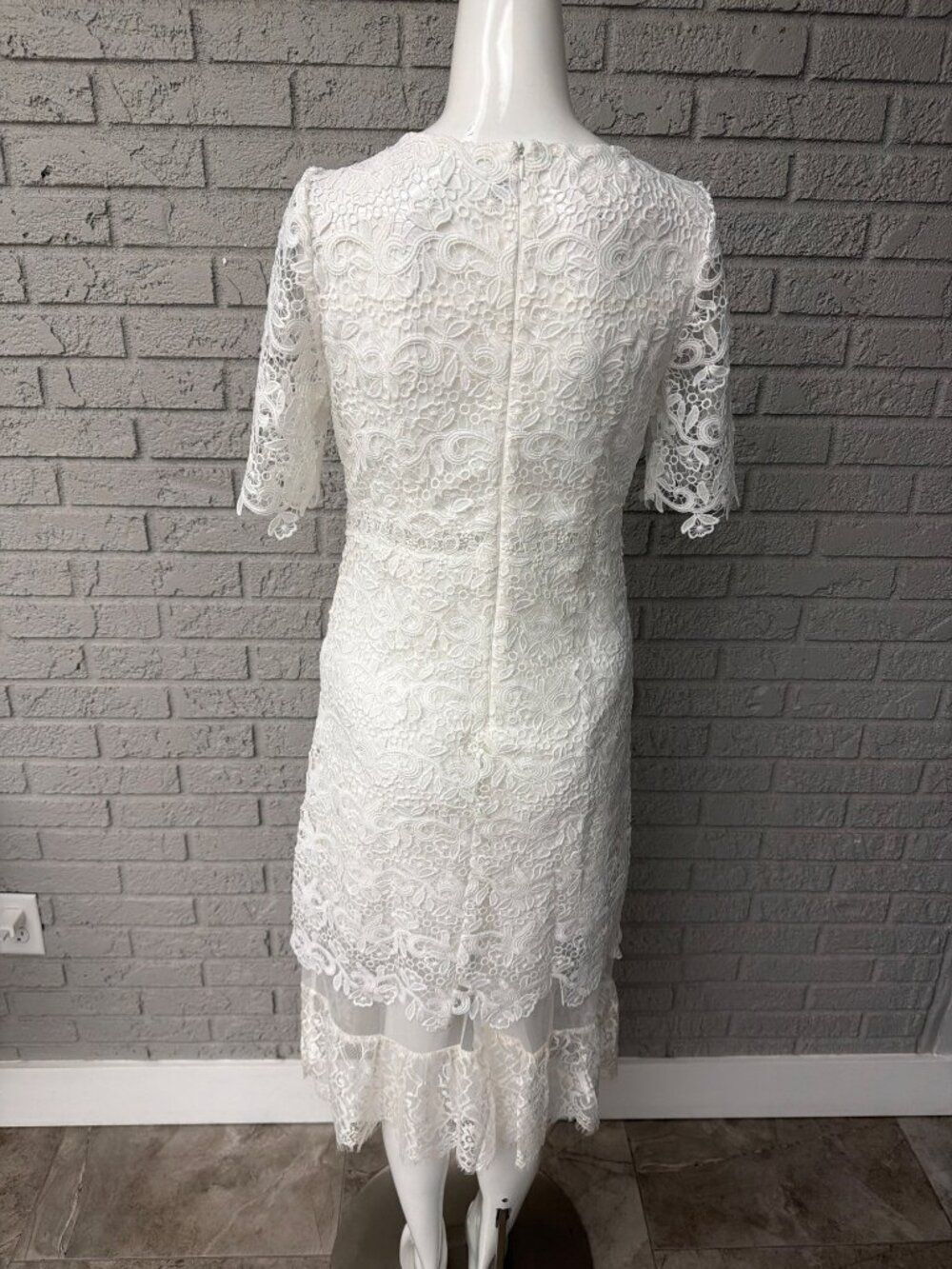 Women’s White Elegant Floral Lace Bridal Dress Size M - Picture 2 of 8